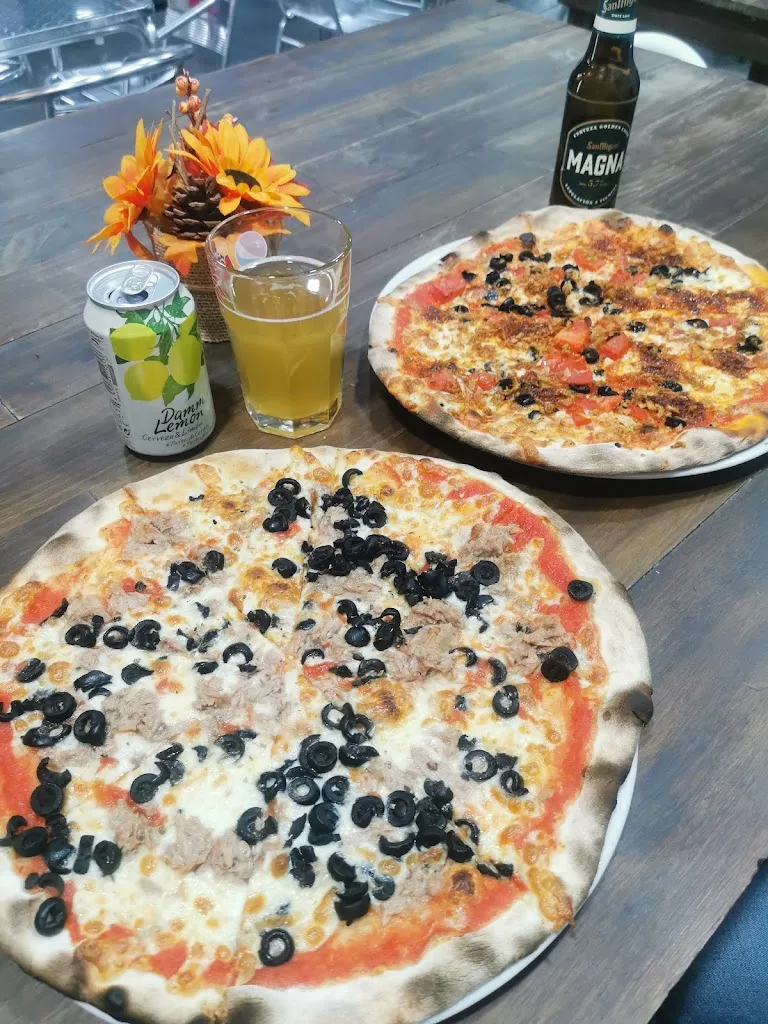 Menü_Pizzeria la Latina_Torroella de Montgrí_Bild_3
