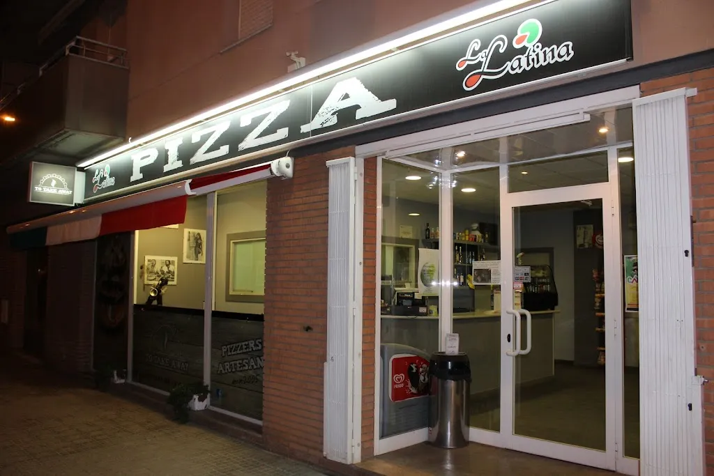 Pizzeria la Latina restaurant in Torroella de Montgrí