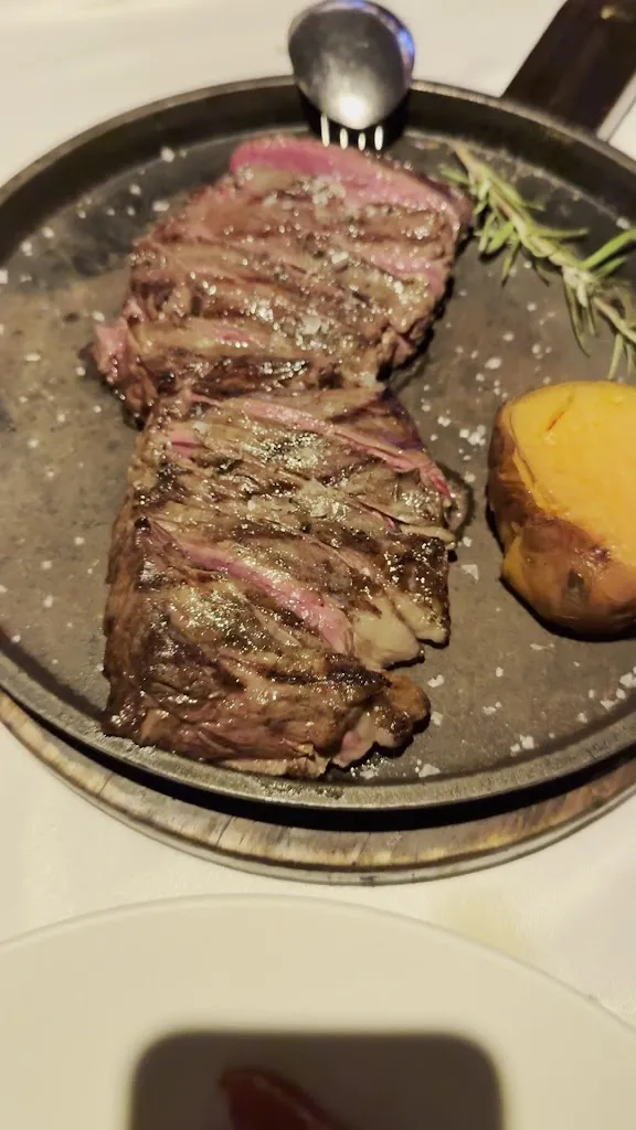 Dimitri Katsabanis_La Vaca Argentina Ventura_Baña A_review