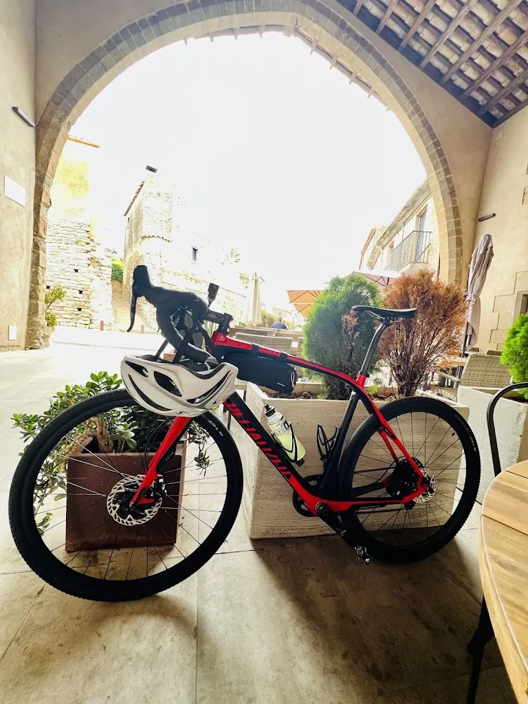 Neil Kelly_La fusteria Ullastret_Ullastret_review