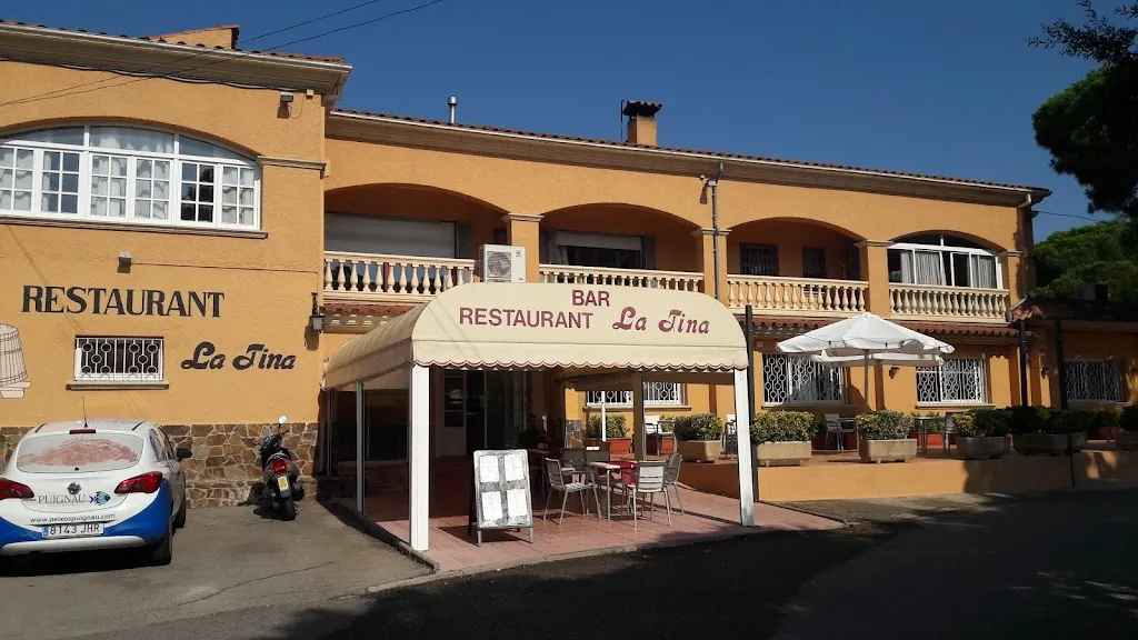 Restaurant Tina Bufet restaurant in Vall-llobrega