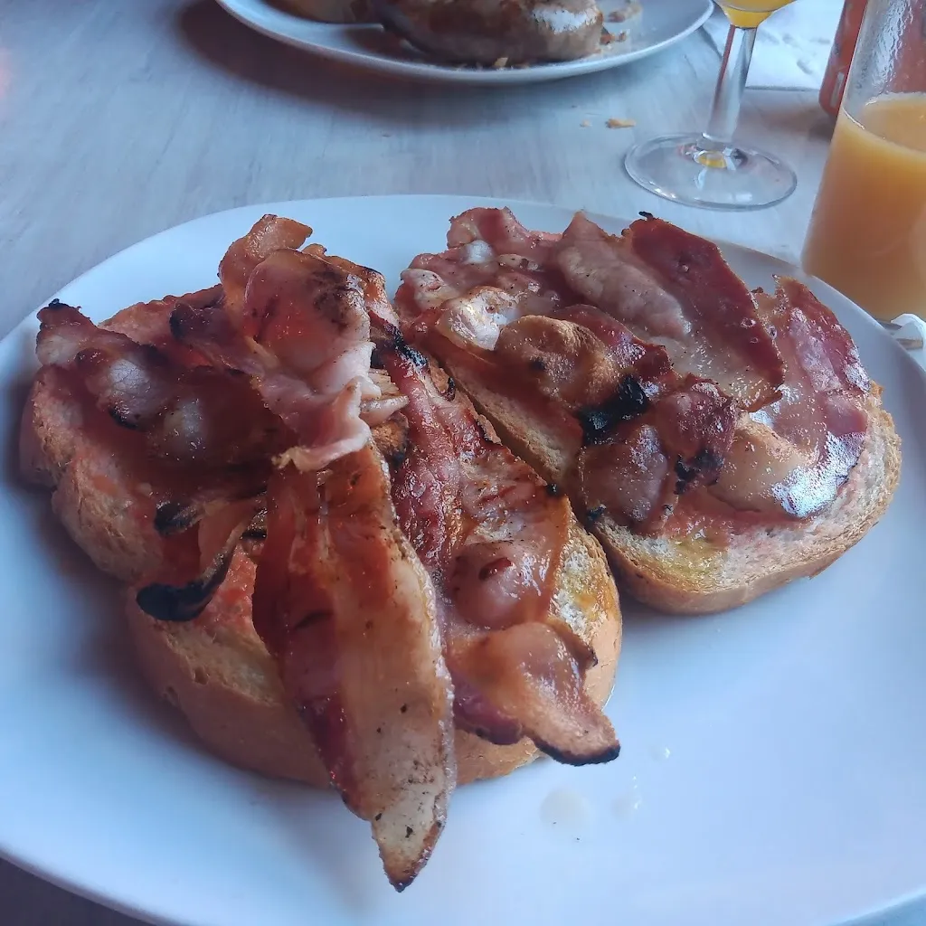 Menu_Restaurant · Cafeteria El Forn_Vallfogona de Ripollès_image_8