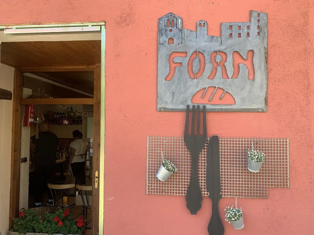 Restaurant · Cafeteria El Forn restaurant in Vallfogona de Ripollès