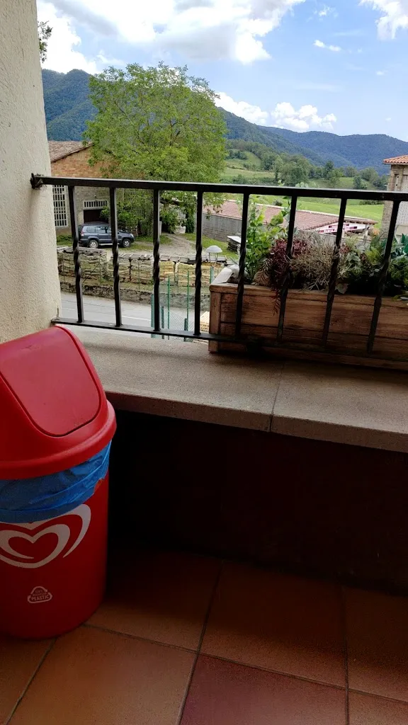 Hostal Serrasolses_Vidrà_slider_image_2