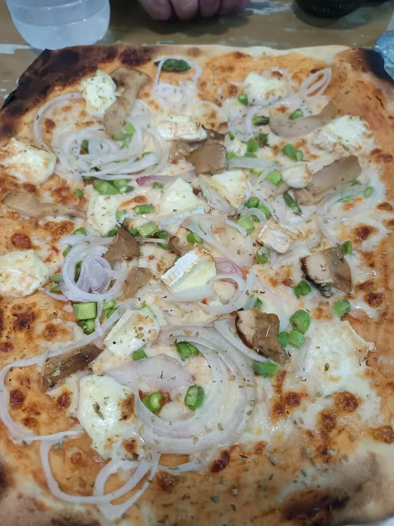 Sandra._Xavi’s pizzeria_Viladamat_recensione