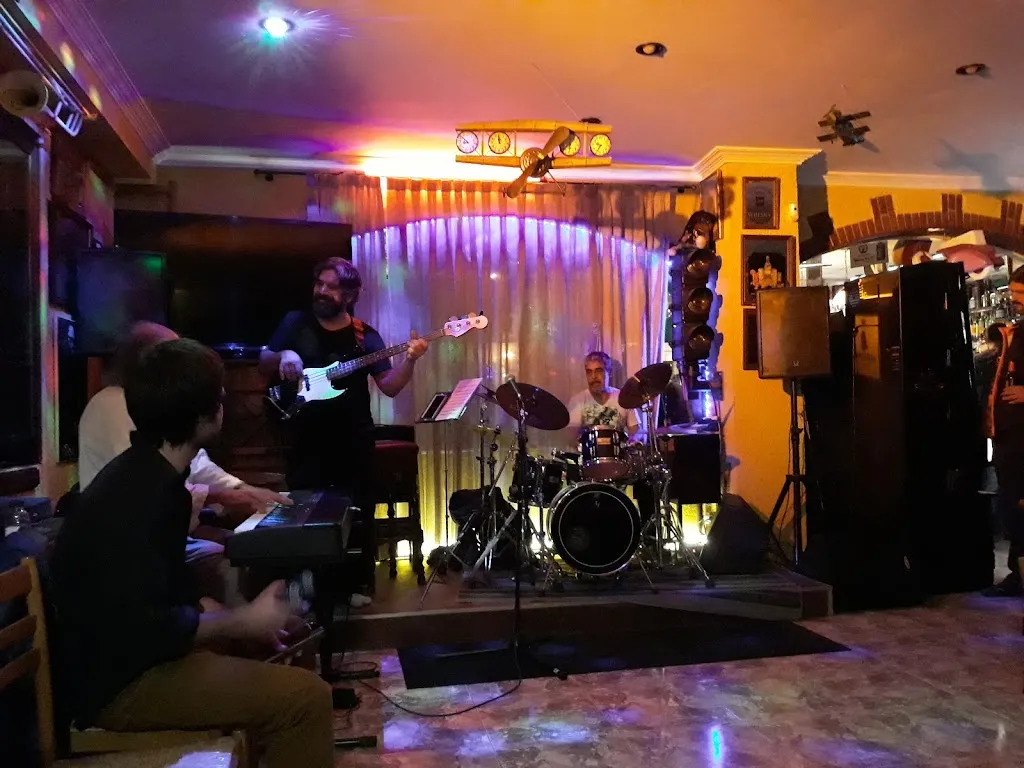 MARTA GOMEZ_Tal i Qual_Vilajuïga_review