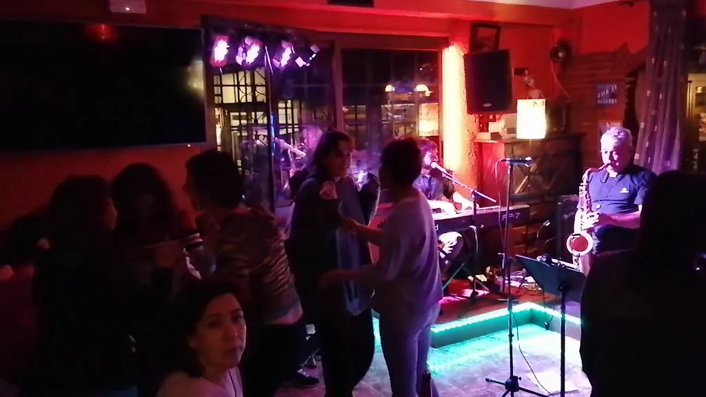 Tal i Qual_Vilajuïga_slider_image_2