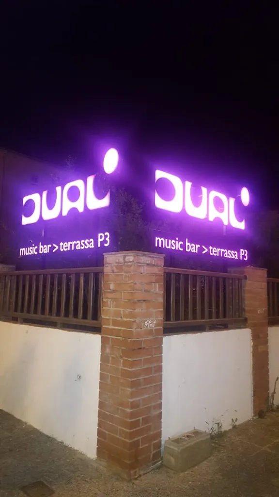 Dual Music Bar restaurant in Vilablareix