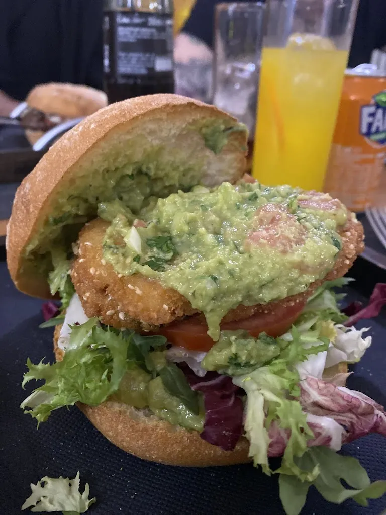 Camp Burger_Vilallonga de Ter_slider_image_2