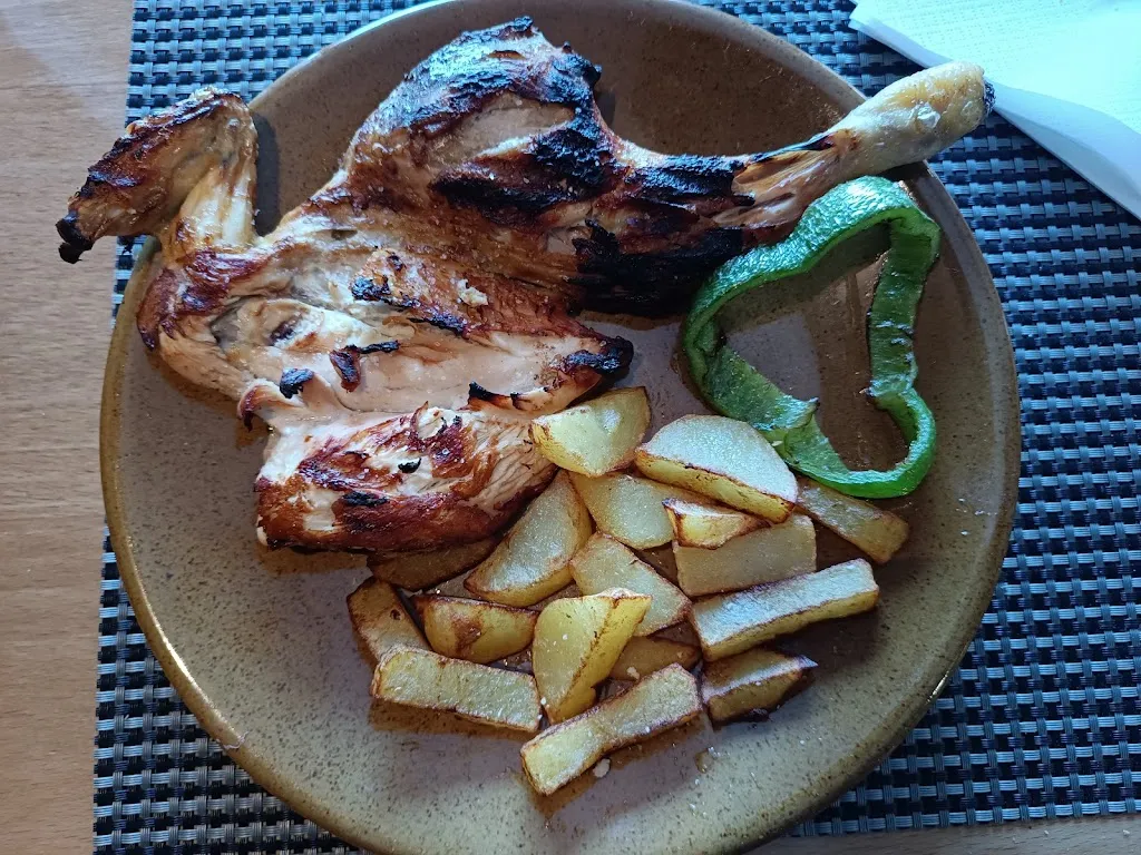 Menu_Cafeteria Pont del Príncep Restaurant_Vilamalla_immagine_8