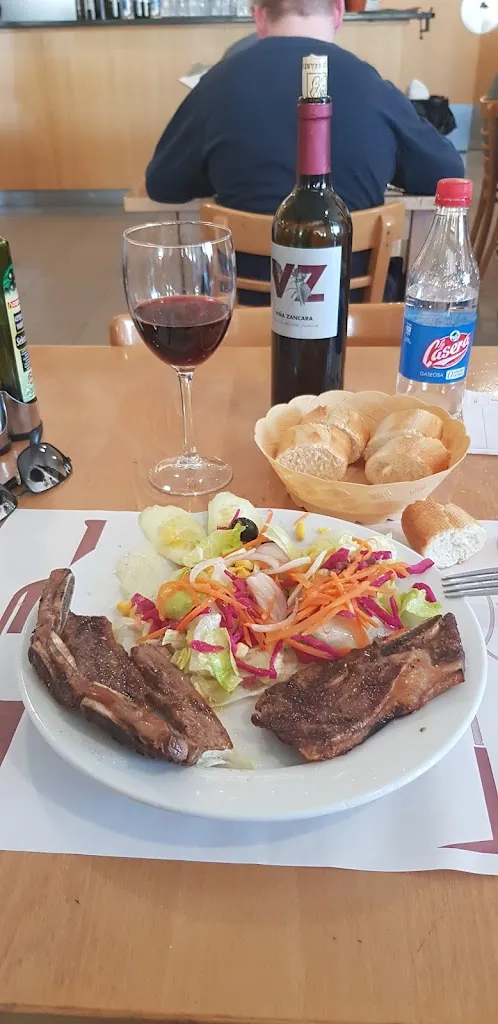 Menu_Cafeteria Pont del Príncep Restaurant_Vilamalla_immagine_9