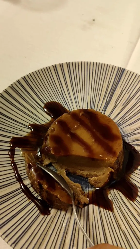 Mónica Gareta Blanco_Can Cadaqués_Vilamalla_review