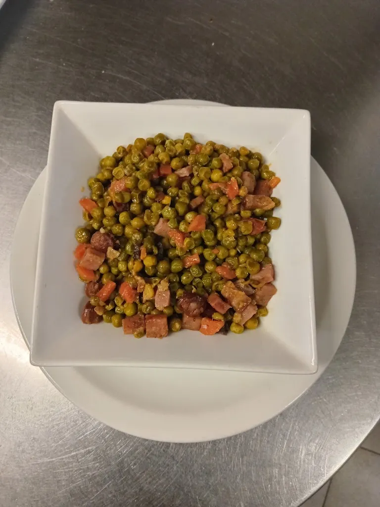 Restaurant Can Gros_Vilobí dOnyar_slider_image_3