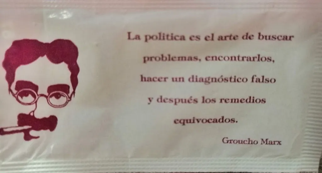 Bar café la leyenda restaurant in Albuñán