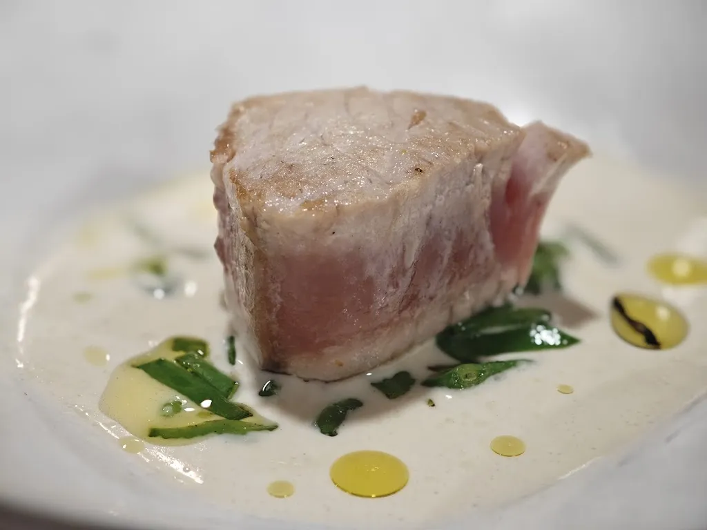 BUXO Taberna restaurant in Cambre