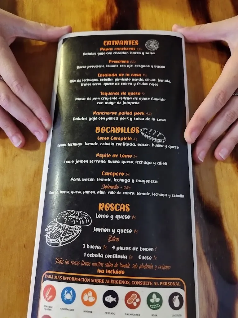 Menu_Bar Los Cazadores_Albondón_image_4