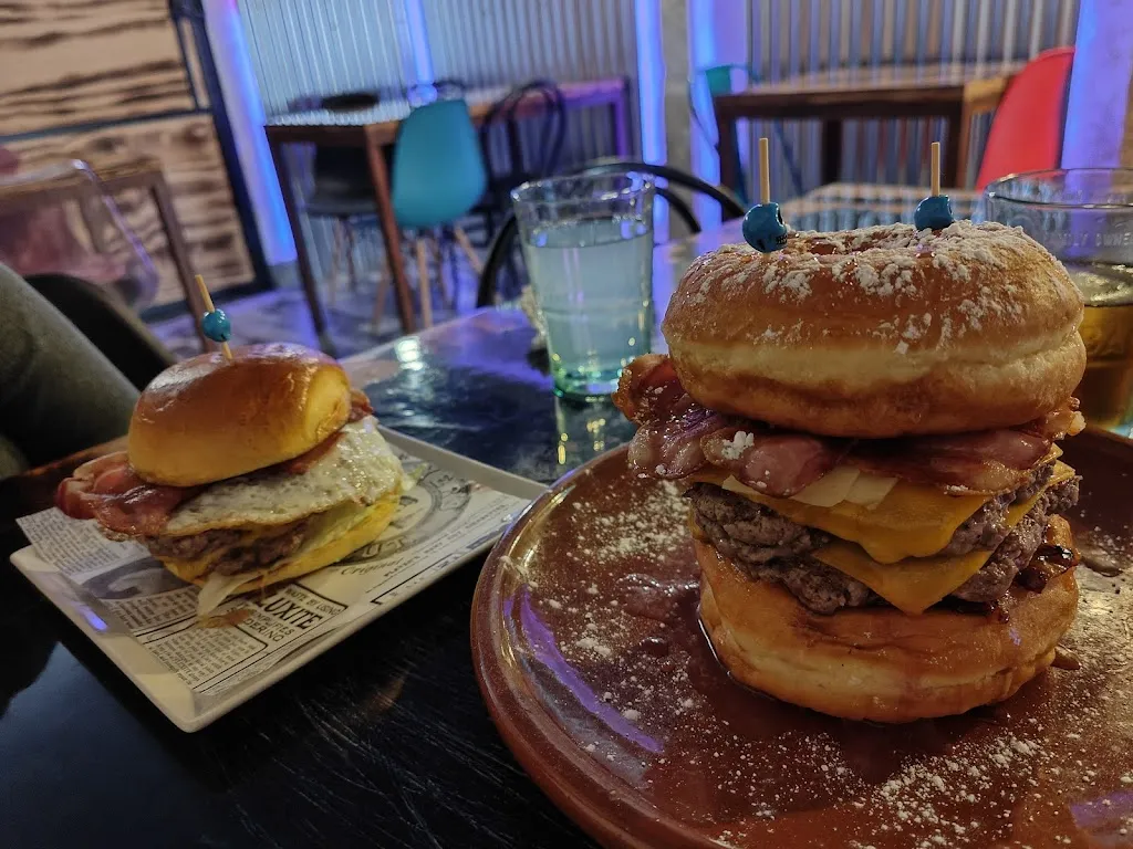 Menu_Bar Los Cazadores_Albondón_image_5