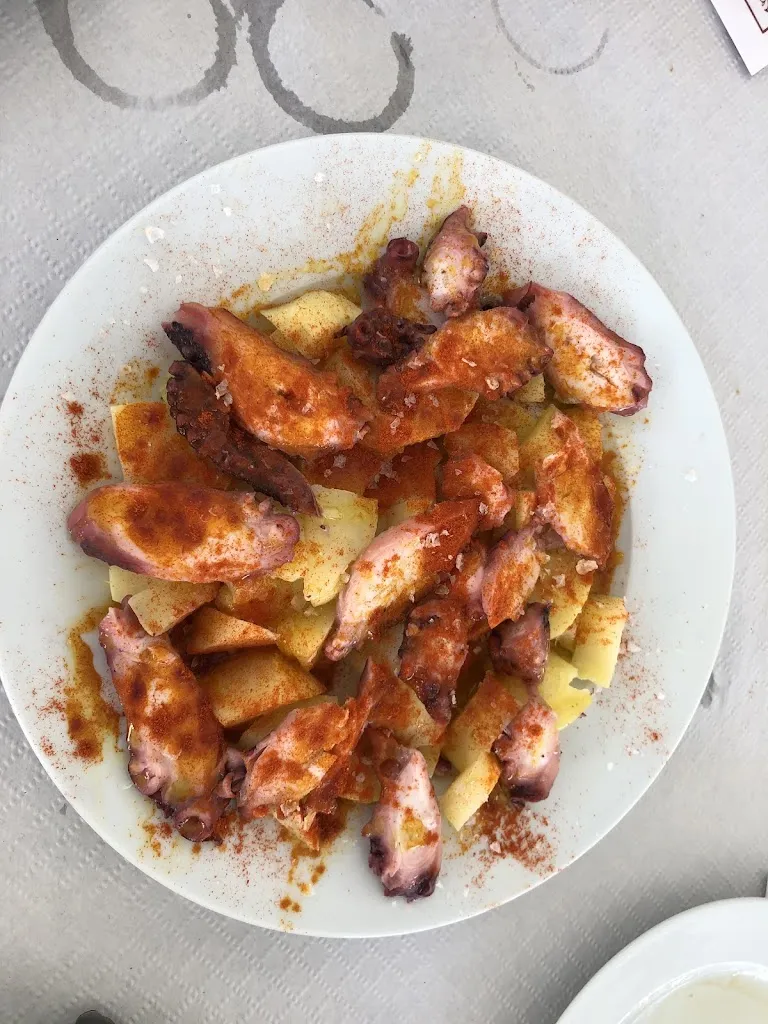 Menu_Entrevinos_Albondón_image_5