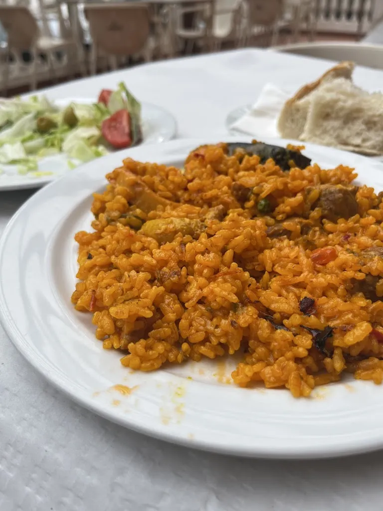 Vlad Alukhanov_Restaurante Los Amigos_Albondón_review