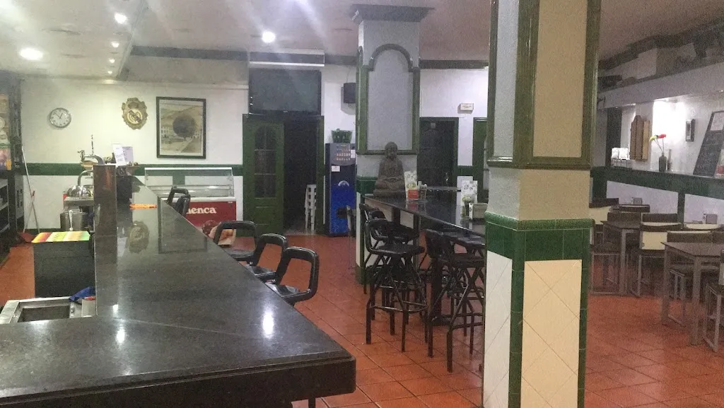 Algasol Plaza_Algarinejo_slider_image_3