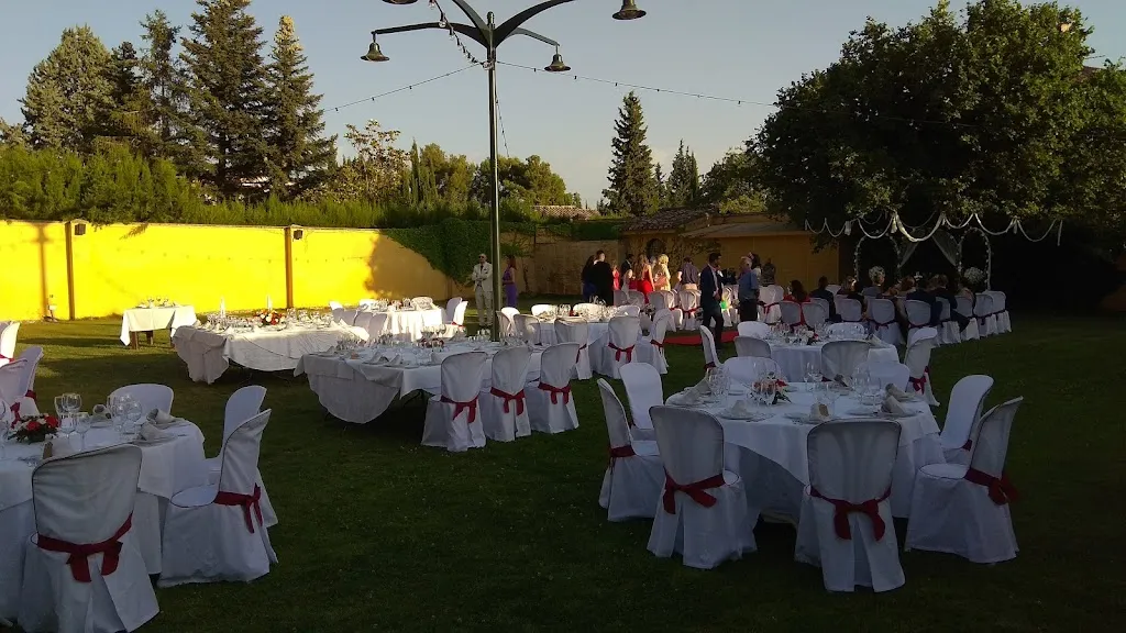 Cortijo "El Pulgar" restaurant in Alfacar