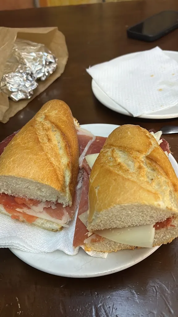 Ovidiu T._Hotel Restaurante Los Caños de la Alcaicería_Alhama de Granada_review