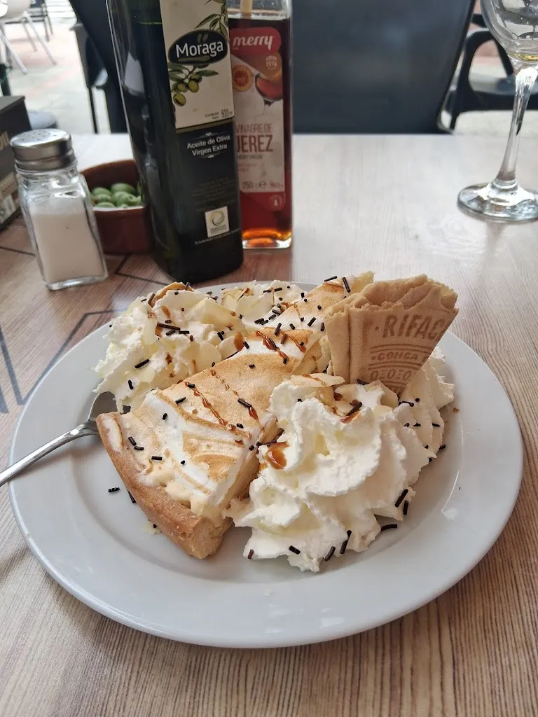 Natalie Lynch_Bar Andaluz_Alhama de Granada_review