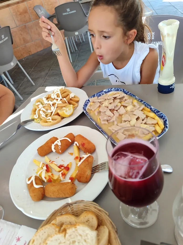 Juan Pablo Macías Jarillo_Bar Las Vegas_Alhendín_review