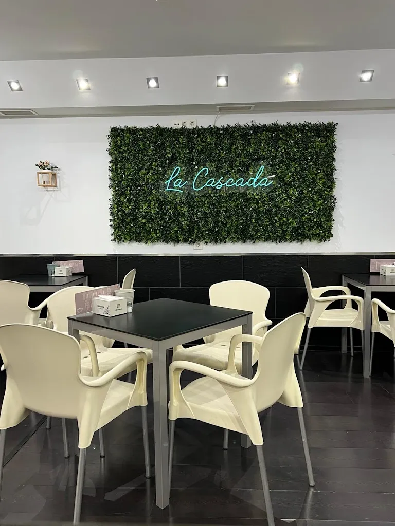 La Cascada_Alhendín_slider_image_1