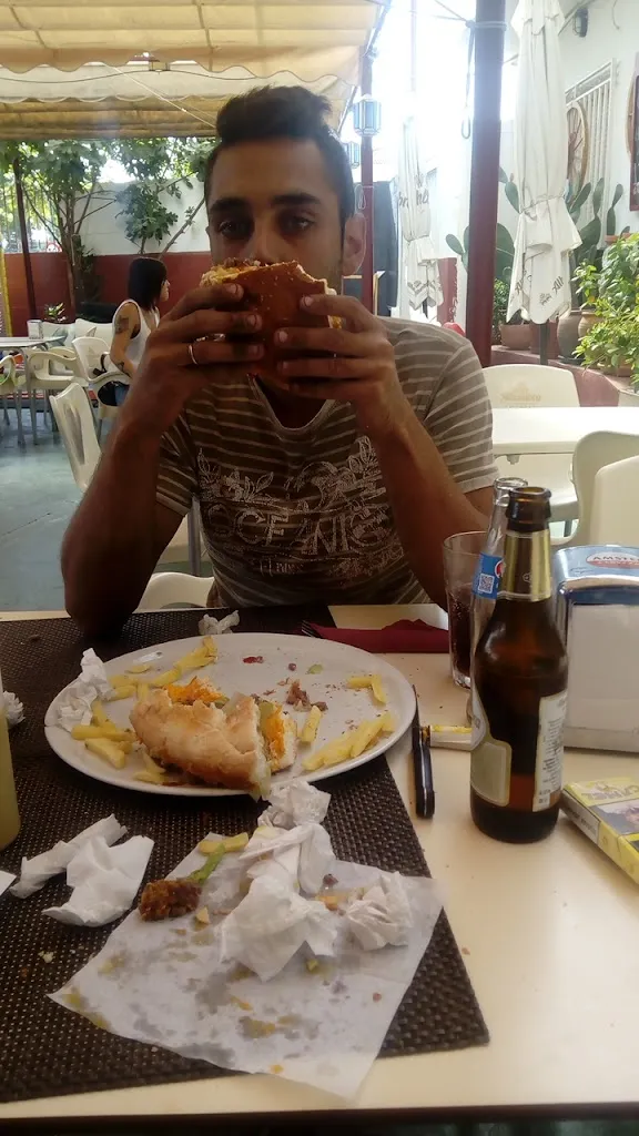 ToniRodriguez22GR_Buffalo Wild_Alhendín_review