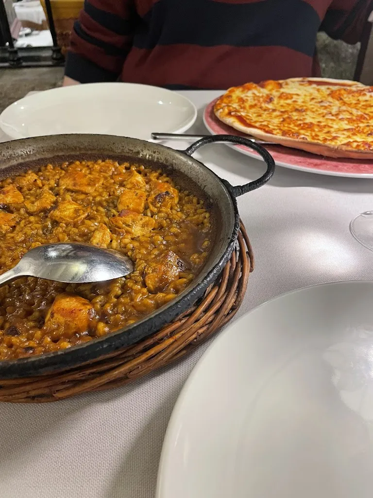 Shauna Wilton_Sa Muralla_Tossa de Mar_review