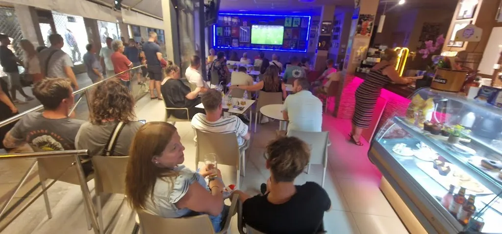 CAFE EMMA restaurant in Tossa de Mar