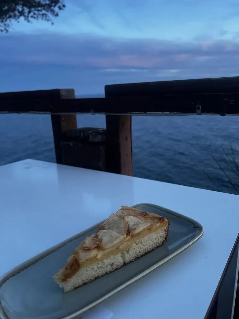 Sarah Noor_Mare Meva_Tossa de Mar_review