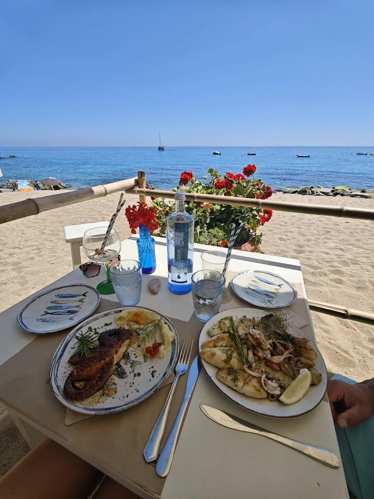 Kris Kris_Beach Club Cala Llevadó_Tossa de Mar_review