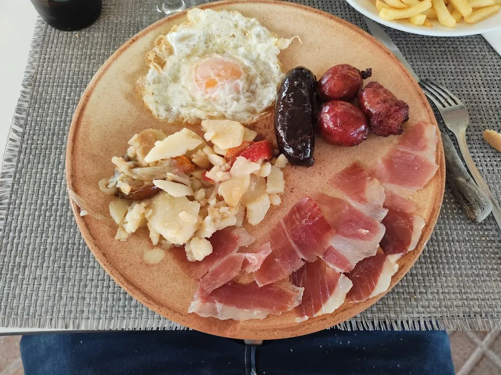 Ruta la Alpujarra Restaurante_Alpujarra de la Sierra_slider_image_3