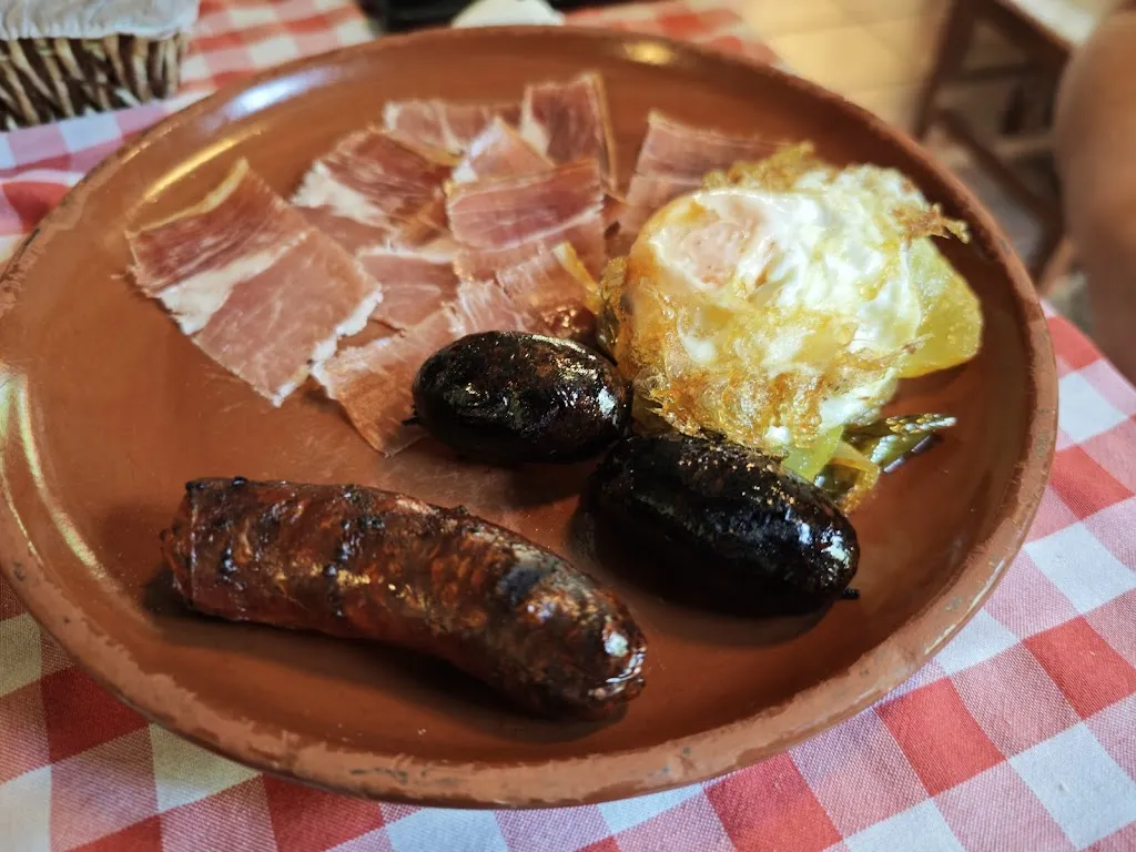 Mesón Frasco Ramón_Alpujarra de la Sierra_slider_image_2