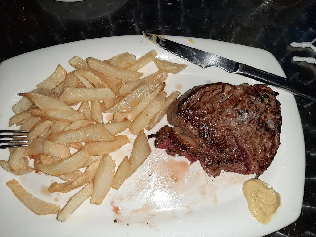 Oriel Wigginton_Mesón Los Moriscos_Baza_recensione