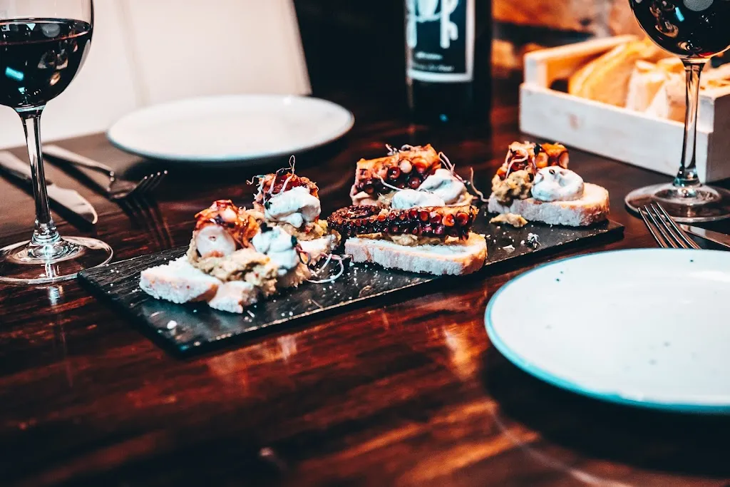 Taberna El Buho_Beas de Guadix_slider_image_3