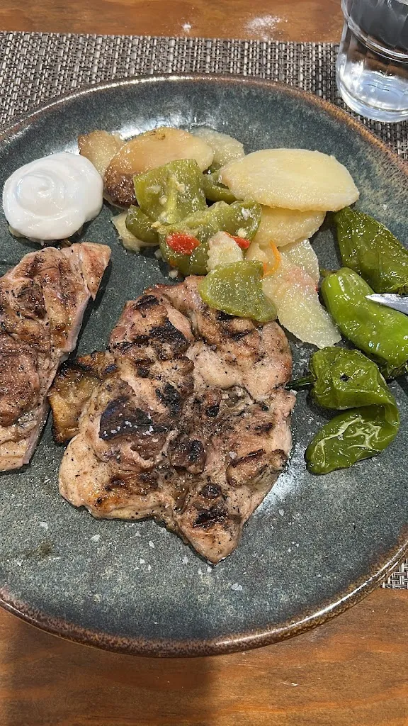 Elia López Rodríguez_Asador Guadix Norte_Beas de Guadix_review