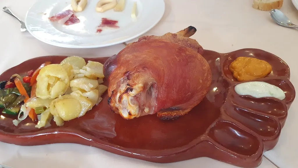 Mesón Restaurante Pizotón_Albolote_slider_image_3