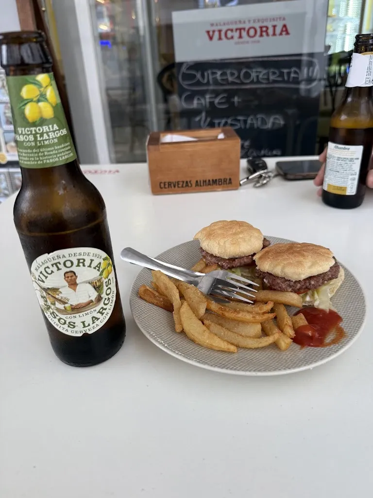 Estefania C_Morgan Empanadas y Tapas_Albolote_recensione