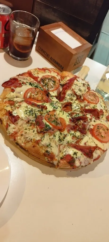 juan borges_Morgan Empanadas y Tapas_Albolote_recensione