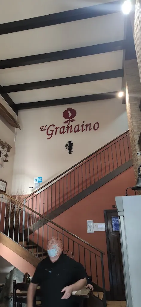 JC Carmona_Vinoteca El Granaino_Albolote_review