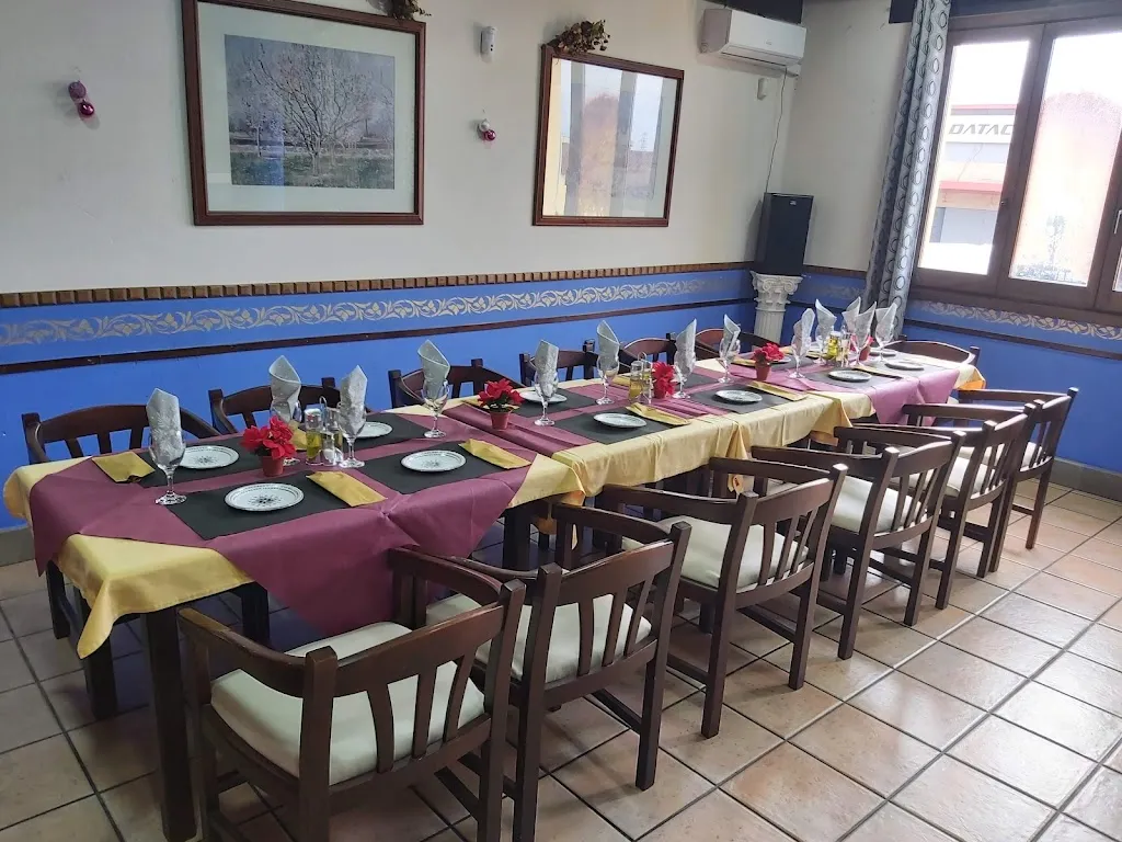 Vinoteca El Granaino restaurant in Albolote