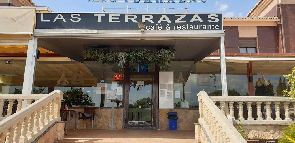 Armand Heijster_Cafe restaurant Las Terrazas_Albolote_review