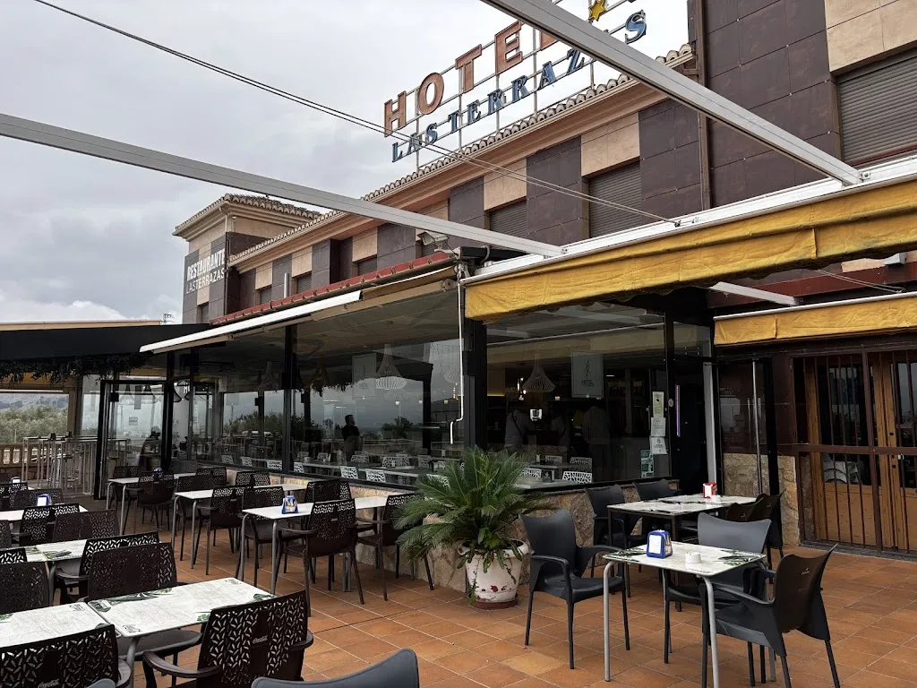 Tomás Rincón García_Cafe restaurant Las Terrazas_Albolote_review