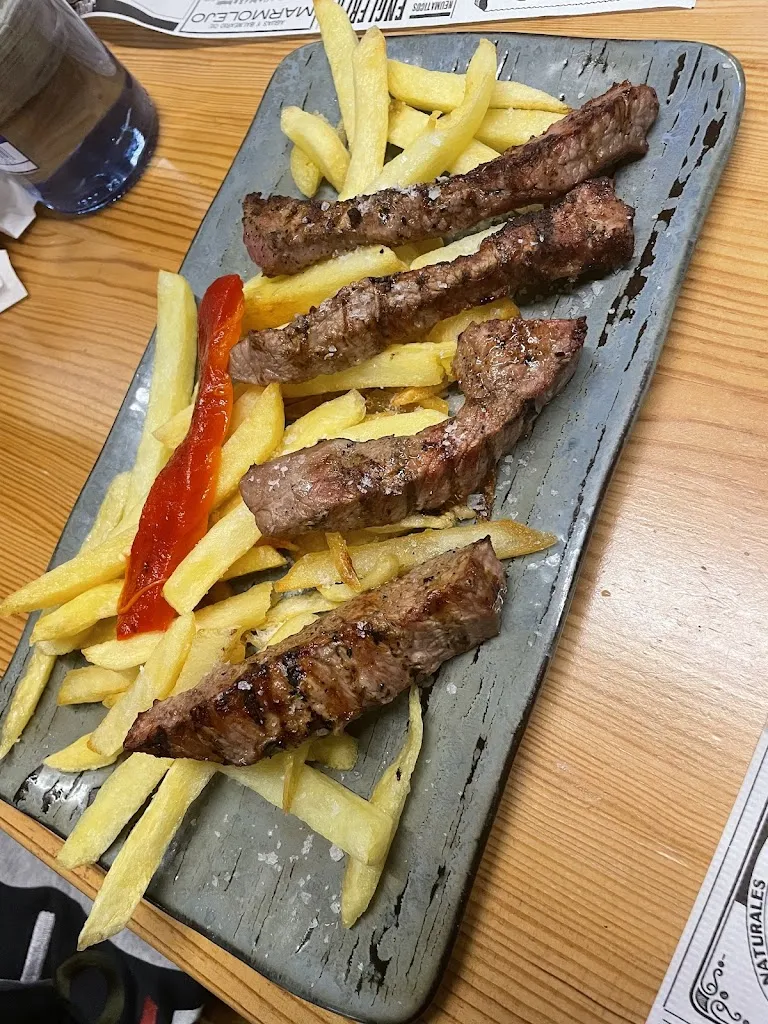 Daniel_Restaurante O Carrabouxo - Estación de Cambre_Cambre_review