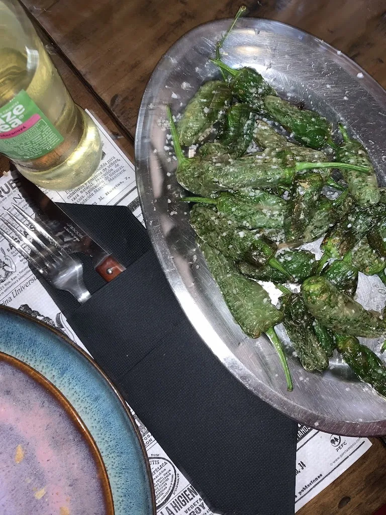 Ana Ferreira_Restaurante O Carrabouxo - Estación de Cambre_Cambre_review