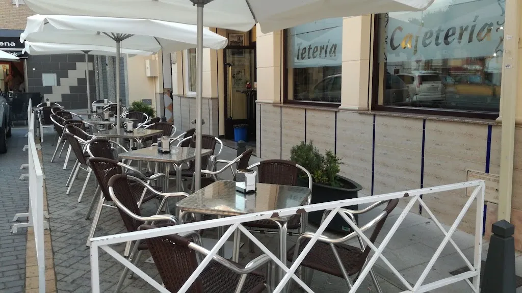 Asador de pollos La maravilla del pollo y cafeteria_Albolote_slider_image_2