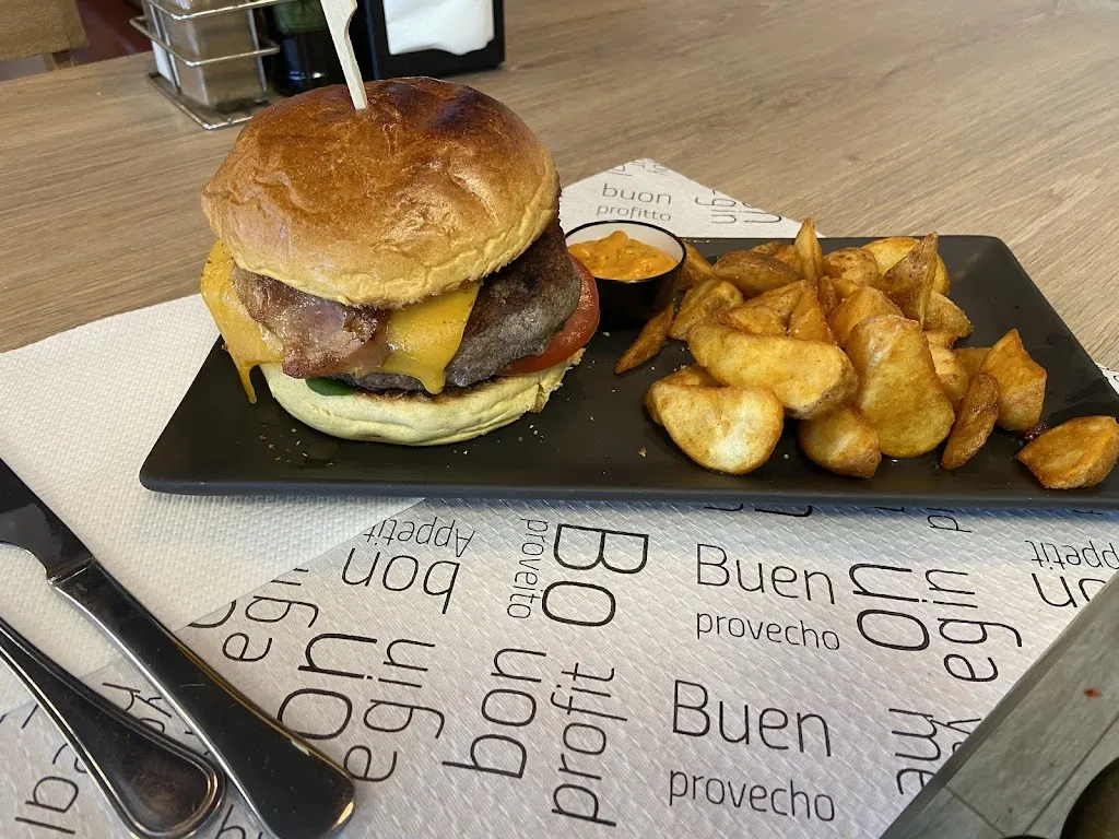 JOSE_Cafetería Gran Plaza_Albolote_recensione